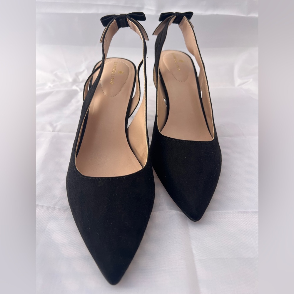 Bandolino Black Suede Sling Back Kitten Heels